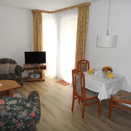 Апартаменты Haus Buchenhof *