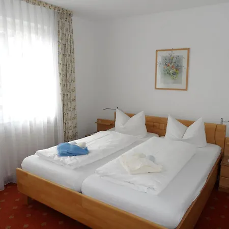 Апартаменты Haus Buchenhof *